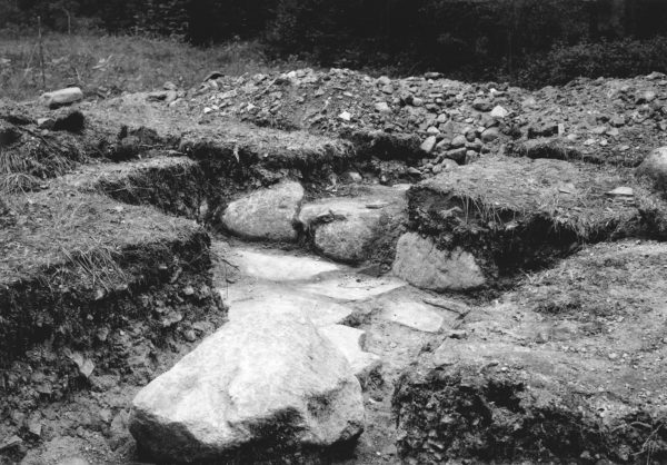 Foto från 1940 som visar ruiner efter en utgrävning under sommaren.