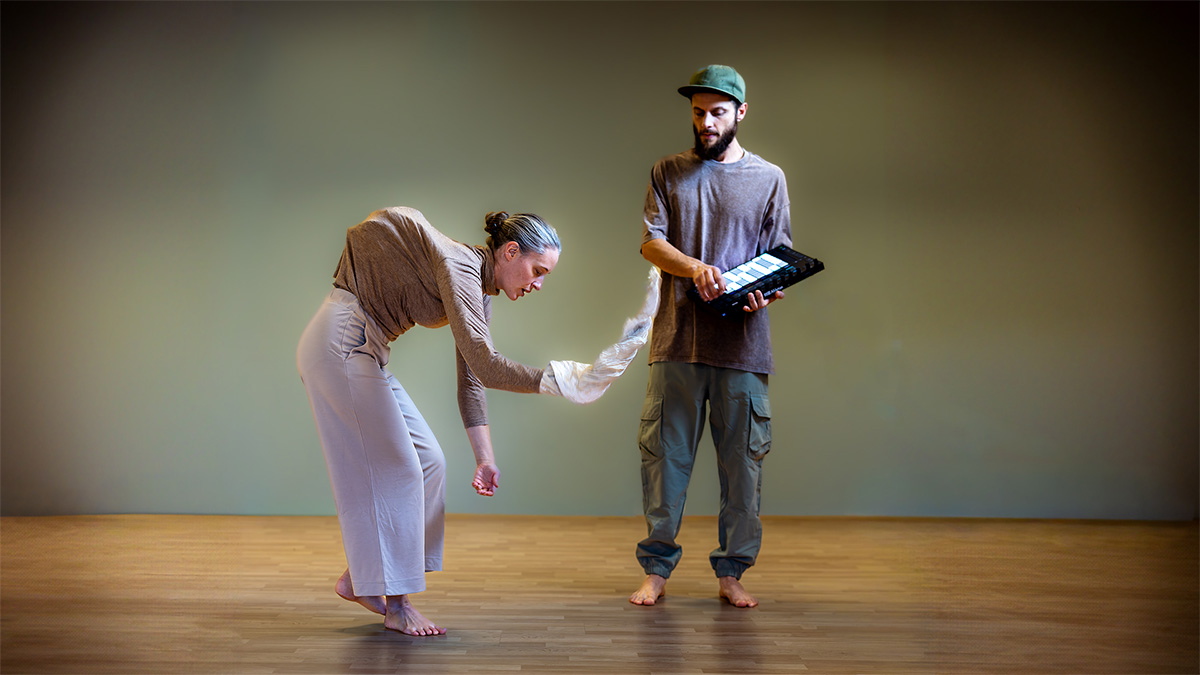 Stina Nilsson, dansare och kompositören och musikern Anton Kosiei